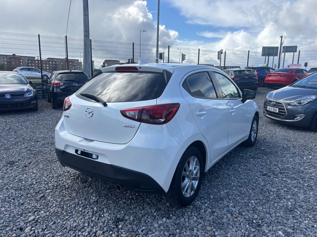 2016 Mazda Demio