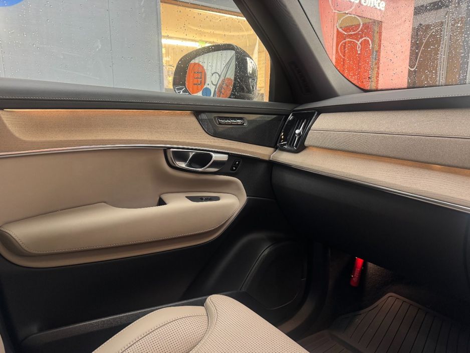 2025 Volvo XC90