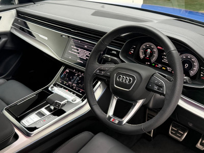 2025 Audi Q8