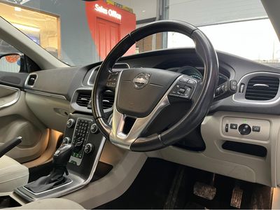 2014 Volvo V40