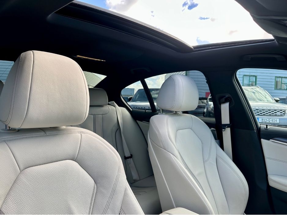 2022 BMW 5 Series