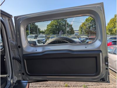 2025 Suzuki Jimny