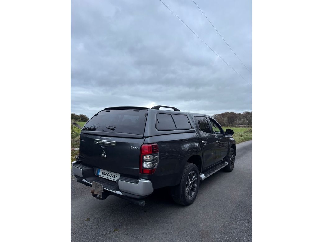 2020 Mitsubishi L200