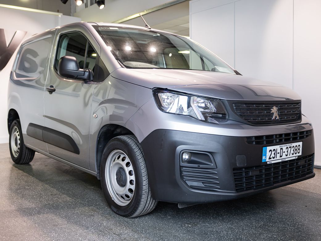 2023 Peugeot Partner