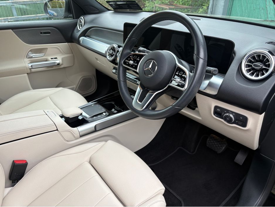 2022 Mercedes-Benz EQB