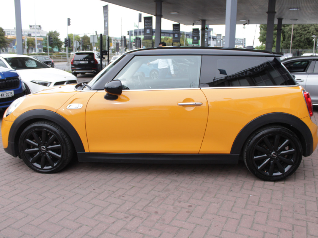2016 Mini Cooper D
