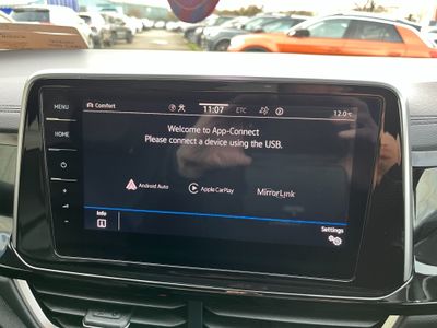 2023 Volkswagen T-Roc