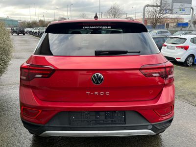 2023 Volkswagen T-Roc