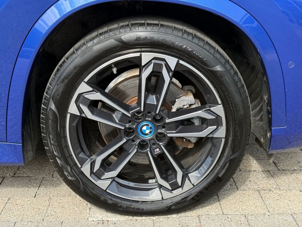 2023 BMW iX1