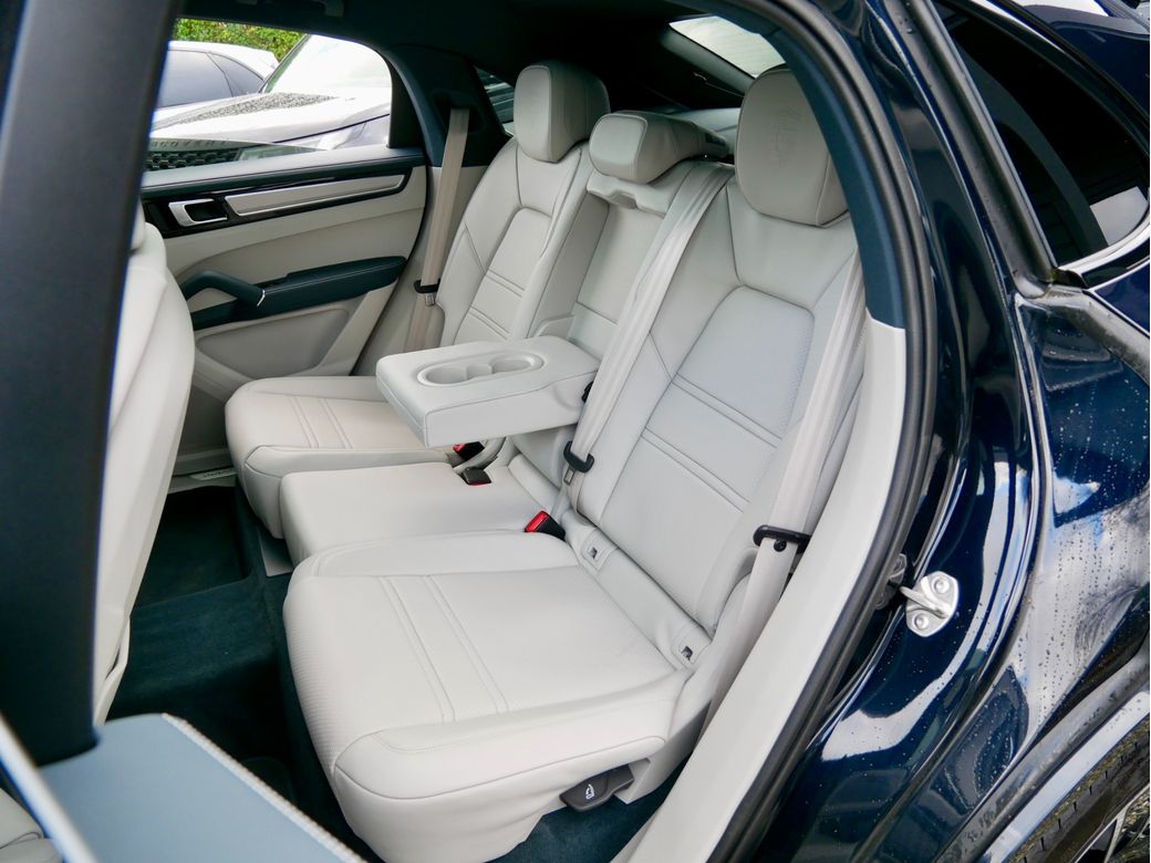 2023 Porsche Cayenne