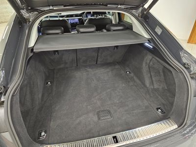 2024 Audi Q8