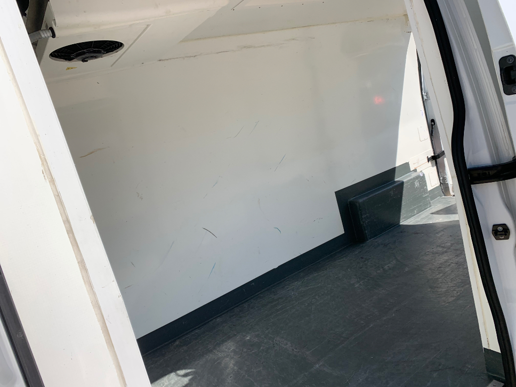 2019 Nissan NV400