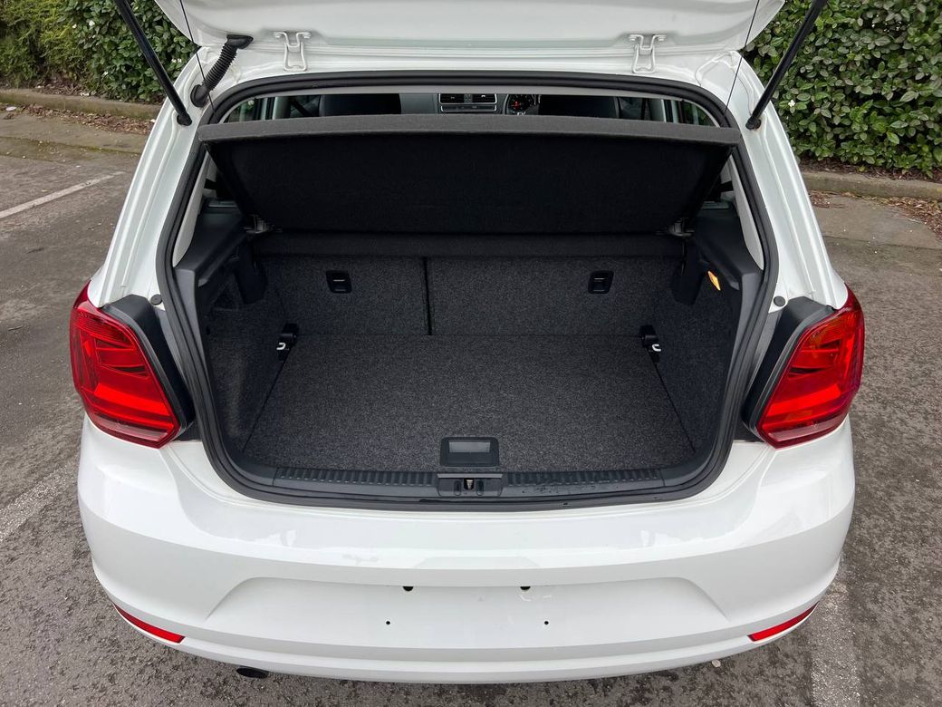 2017 Volkswagen Polo