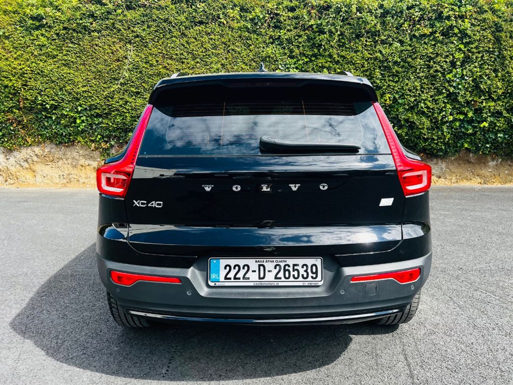 2022 Volvo XC40