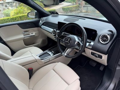 2024 Mercedes-Benz GLB Class