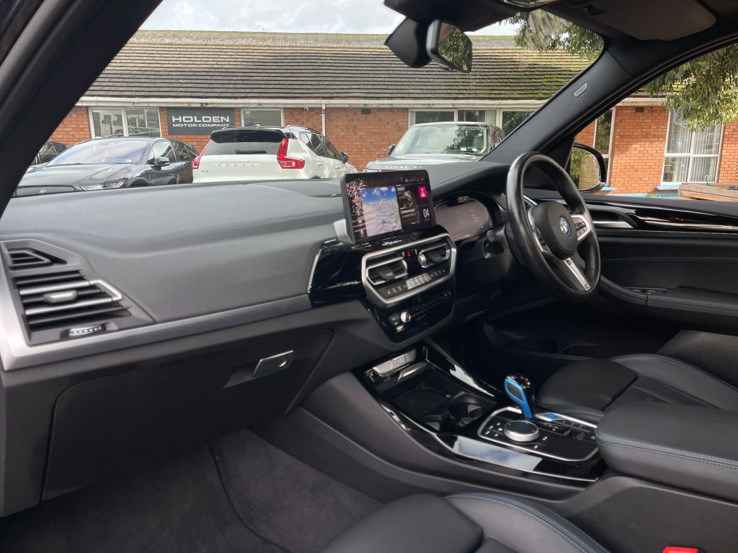 2022 BMW iX3