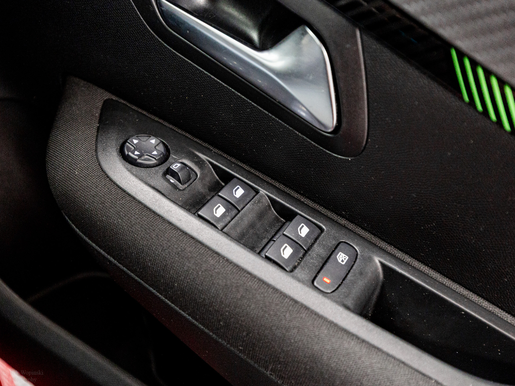 2025 Peugeot 208