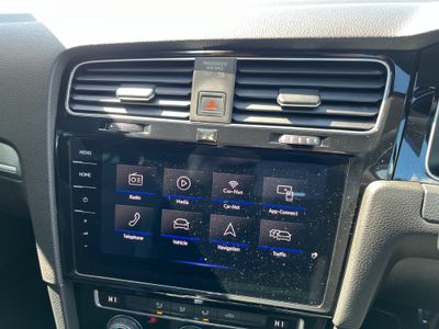 2018 Volkswagen Golf
