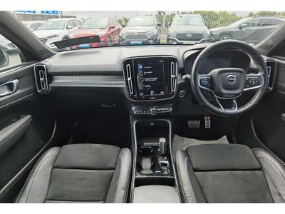 2021 Volvo XC40