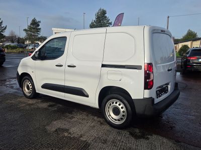 2023 Peugeot Partner