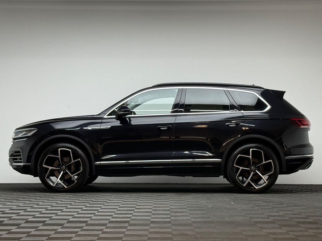 2019 Volkswagen Touareg