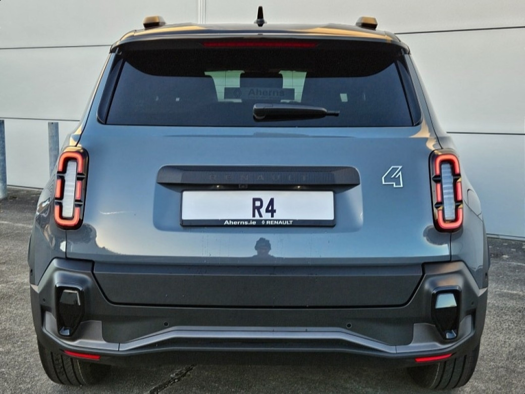 2026 Renault 4