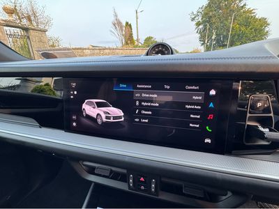 2025 Porsche Cayenne