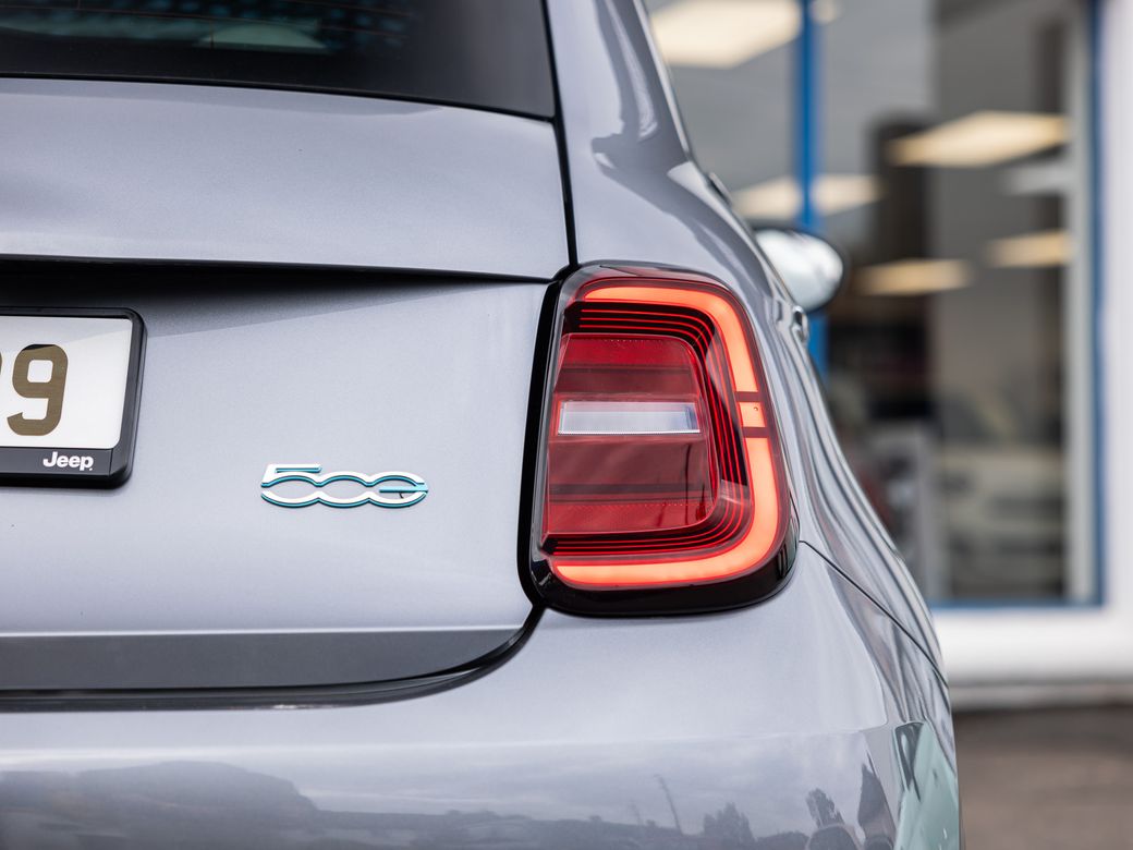 2025 Fiat 500