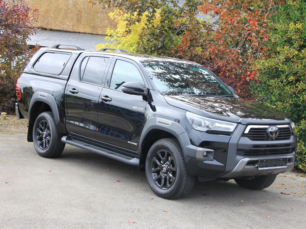 2025 Toyota Hilux