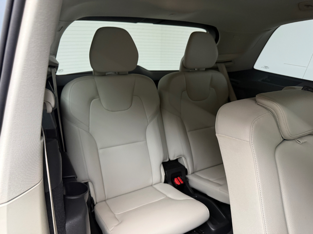 2022 Volvo XC90