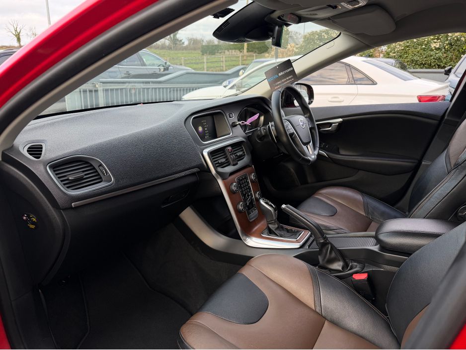 2016 Volvo V40 Cross Country