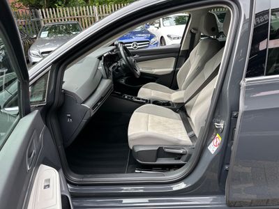 2023 Volkswagen Golf