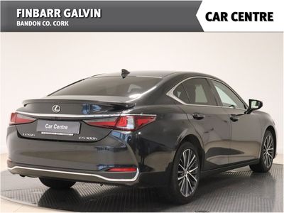 2023 Lexus ES 300h