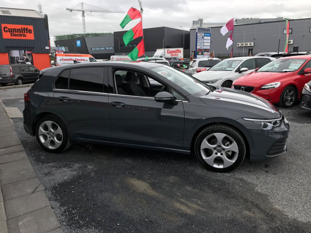 2023 Volkswagen Golf