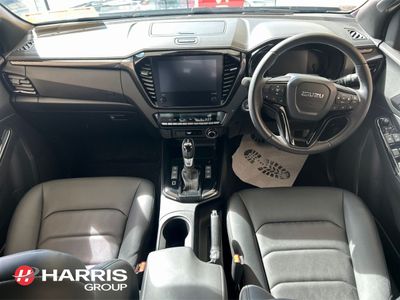 2026 Black Isuzu D-MAX