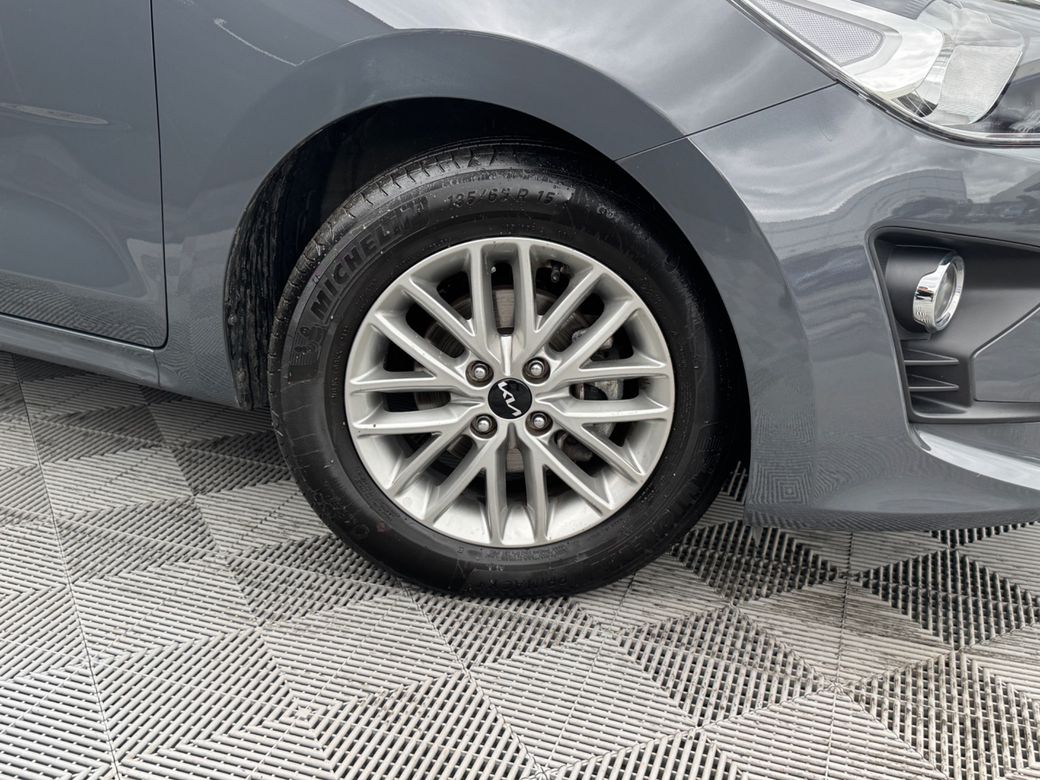 2023 Kia Rio