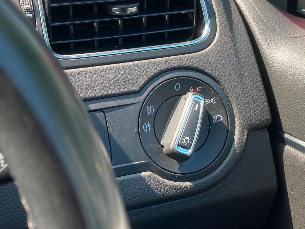 2017 Volkswagen Polo