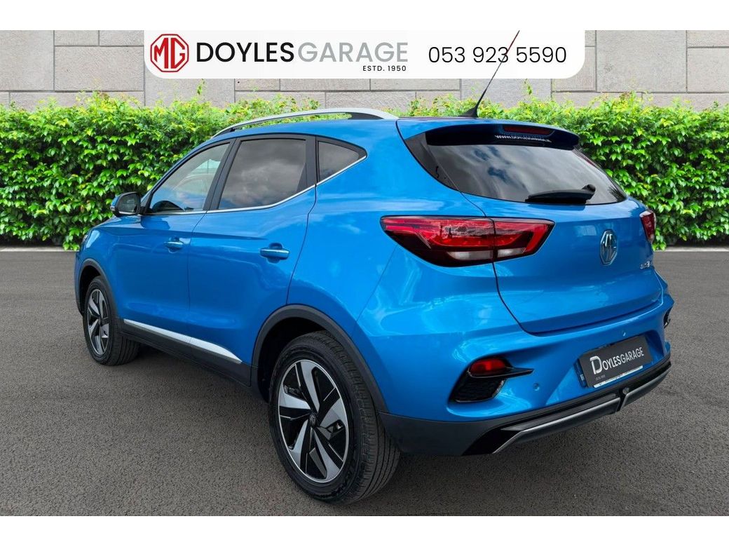 2025 MG ZS