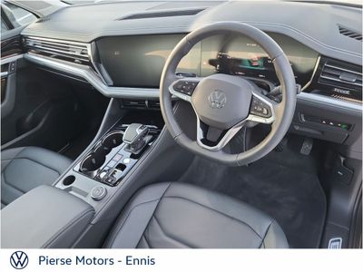 2025 Volkswagen Touareg