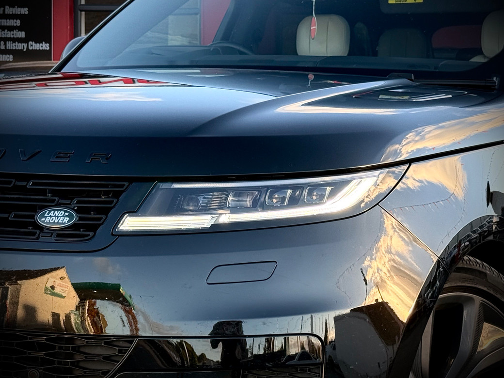 2025 Land Rover Range Rover Sport