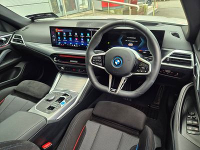 2025 BMW i4