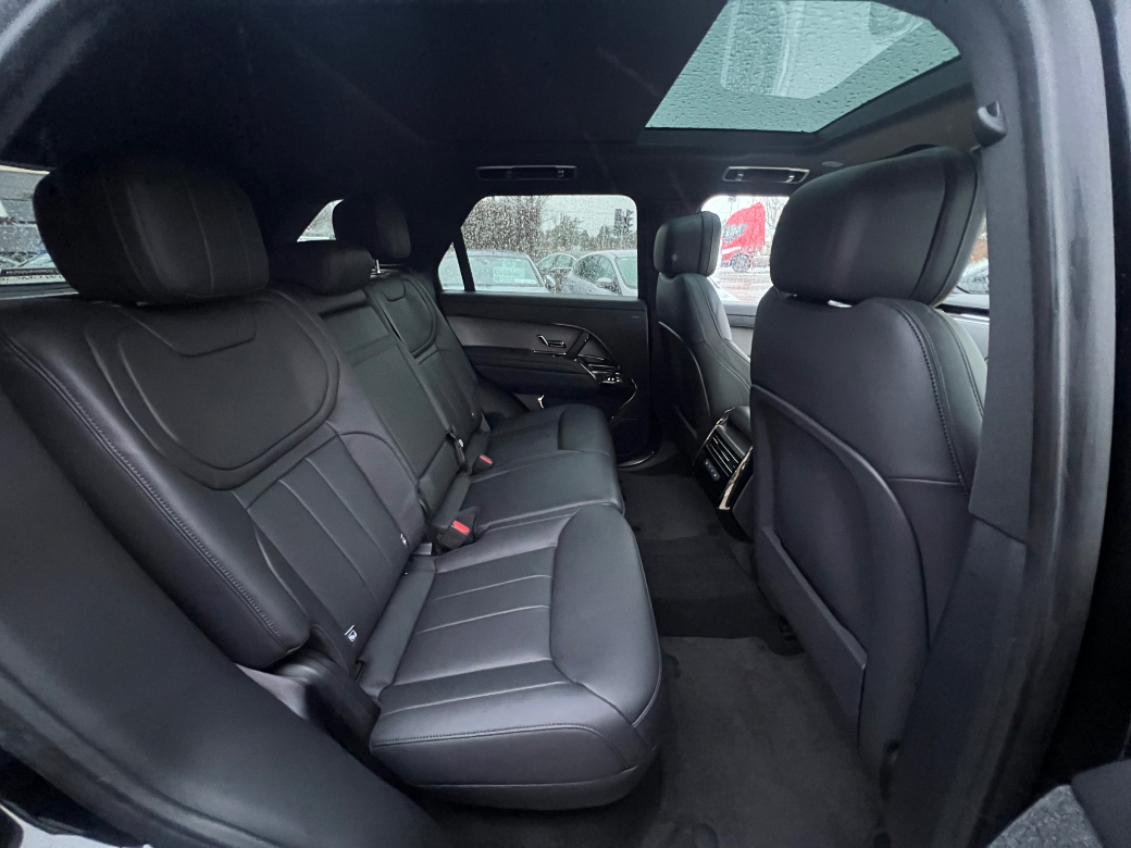 2025 Land Rover Range Rover Sport