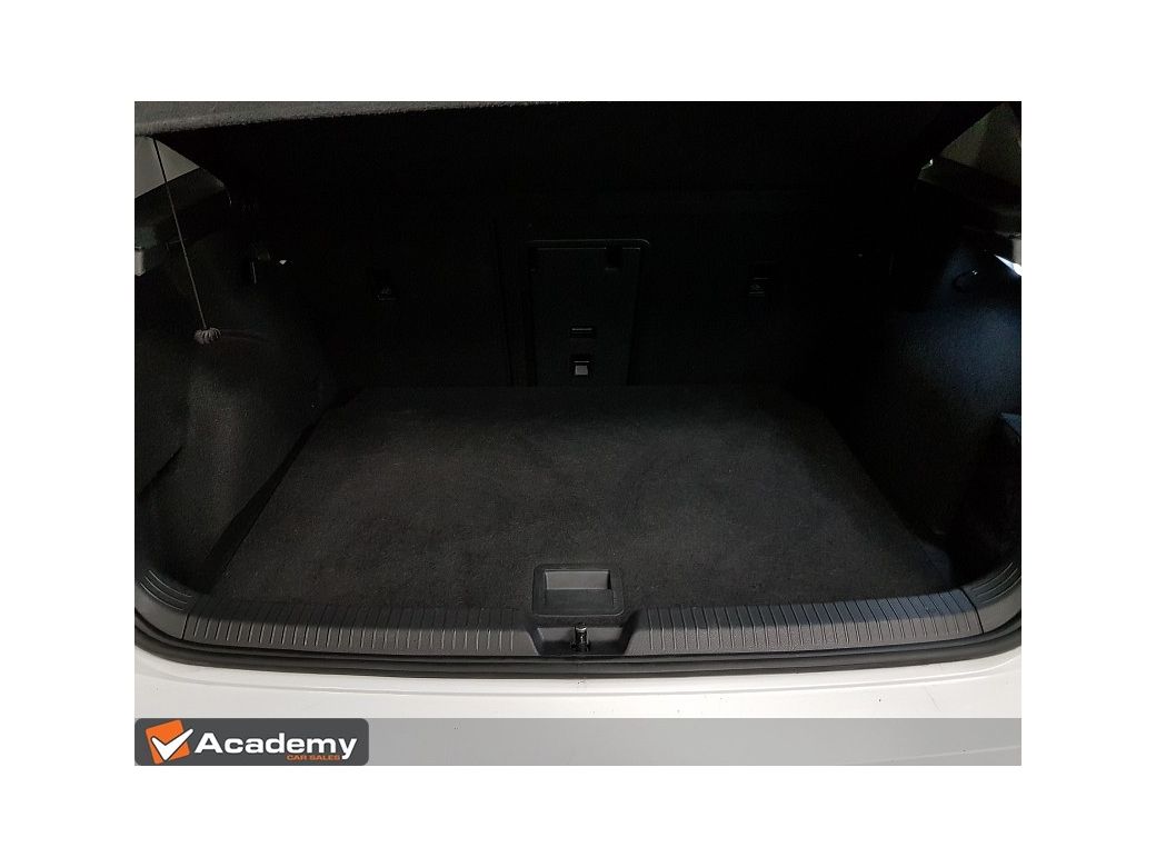 2023 Volkswagen Golf