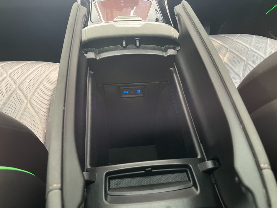 2023 Mercedes-Benz EQS