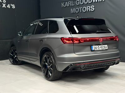 2024 Volkswagen Touareg