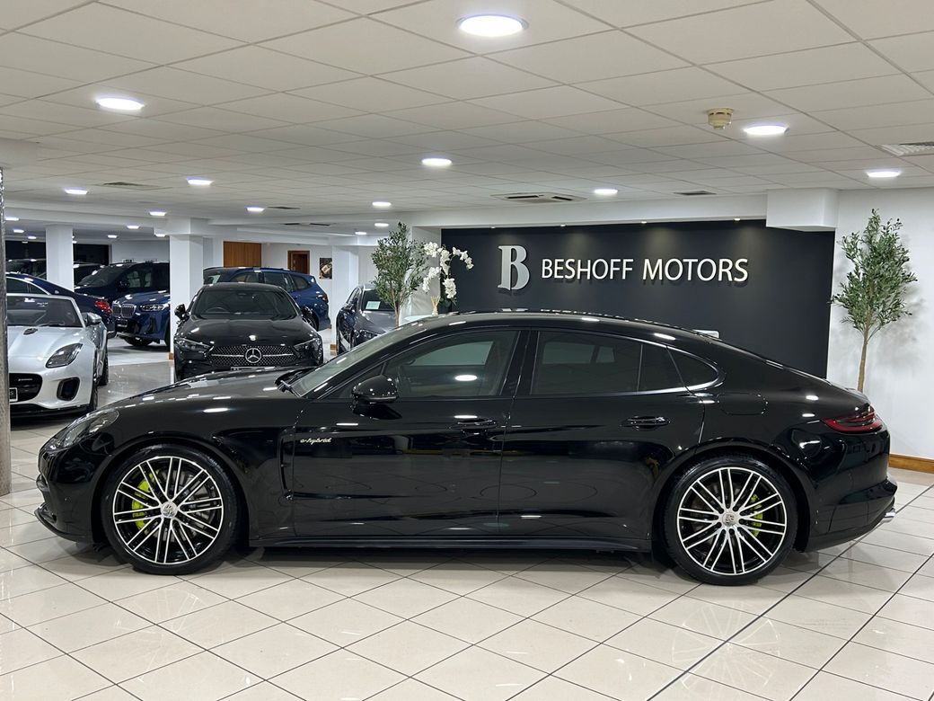 2018 Porsche Panamera