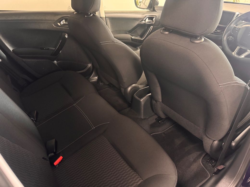 2017 Peugeot 208