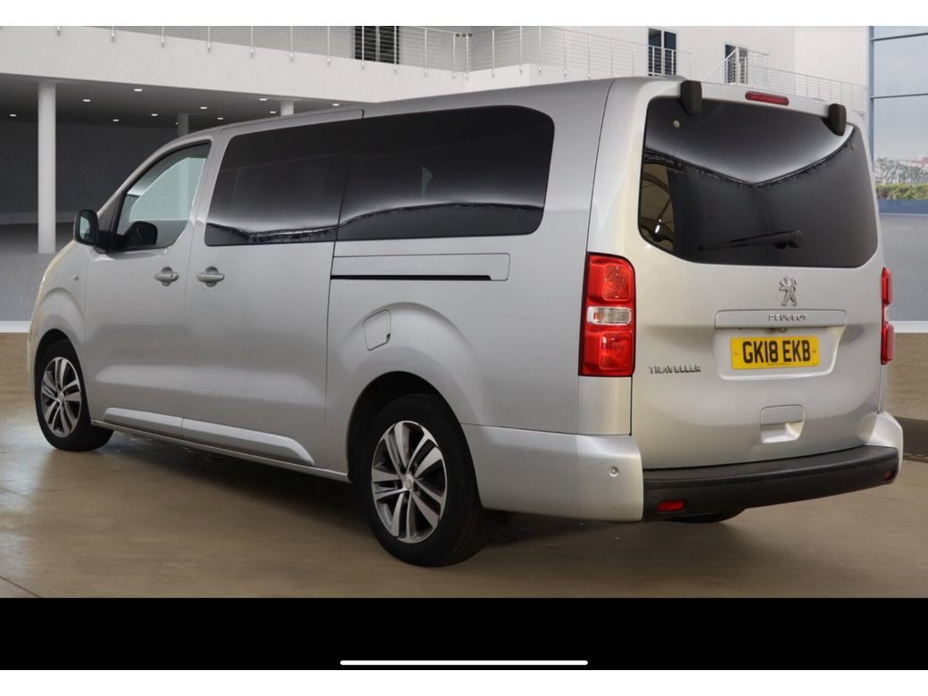 2018 Peugeot Traveller