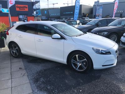 2016 Volvo V40