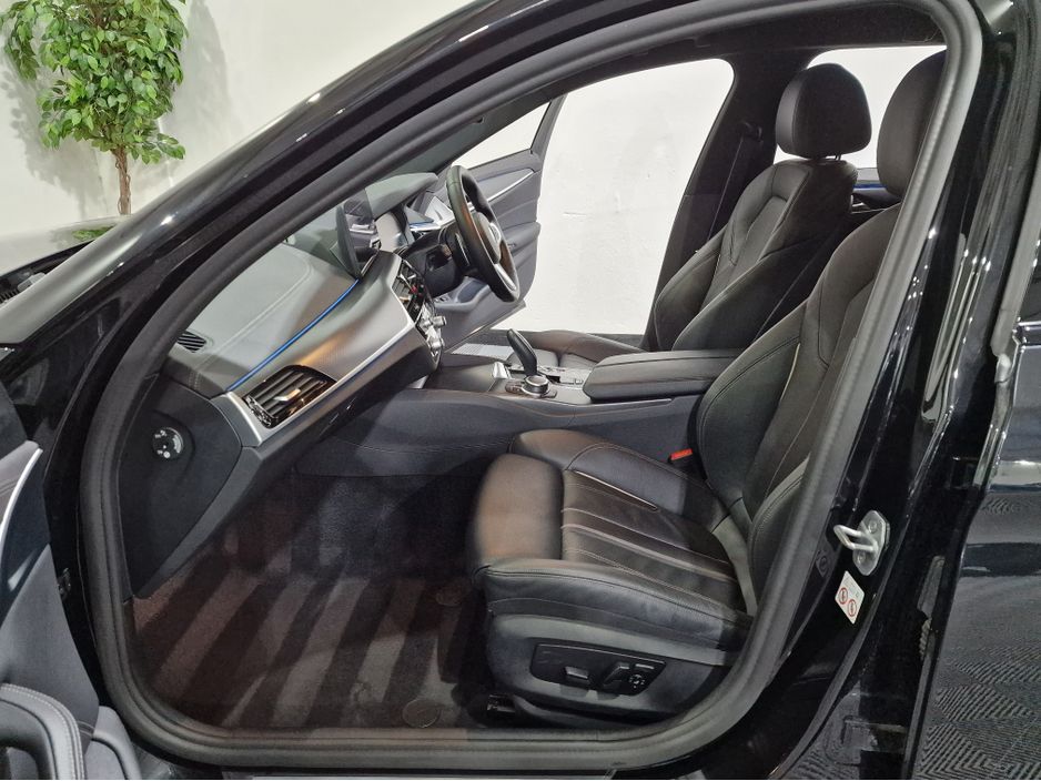 2022 BMW 5 Series